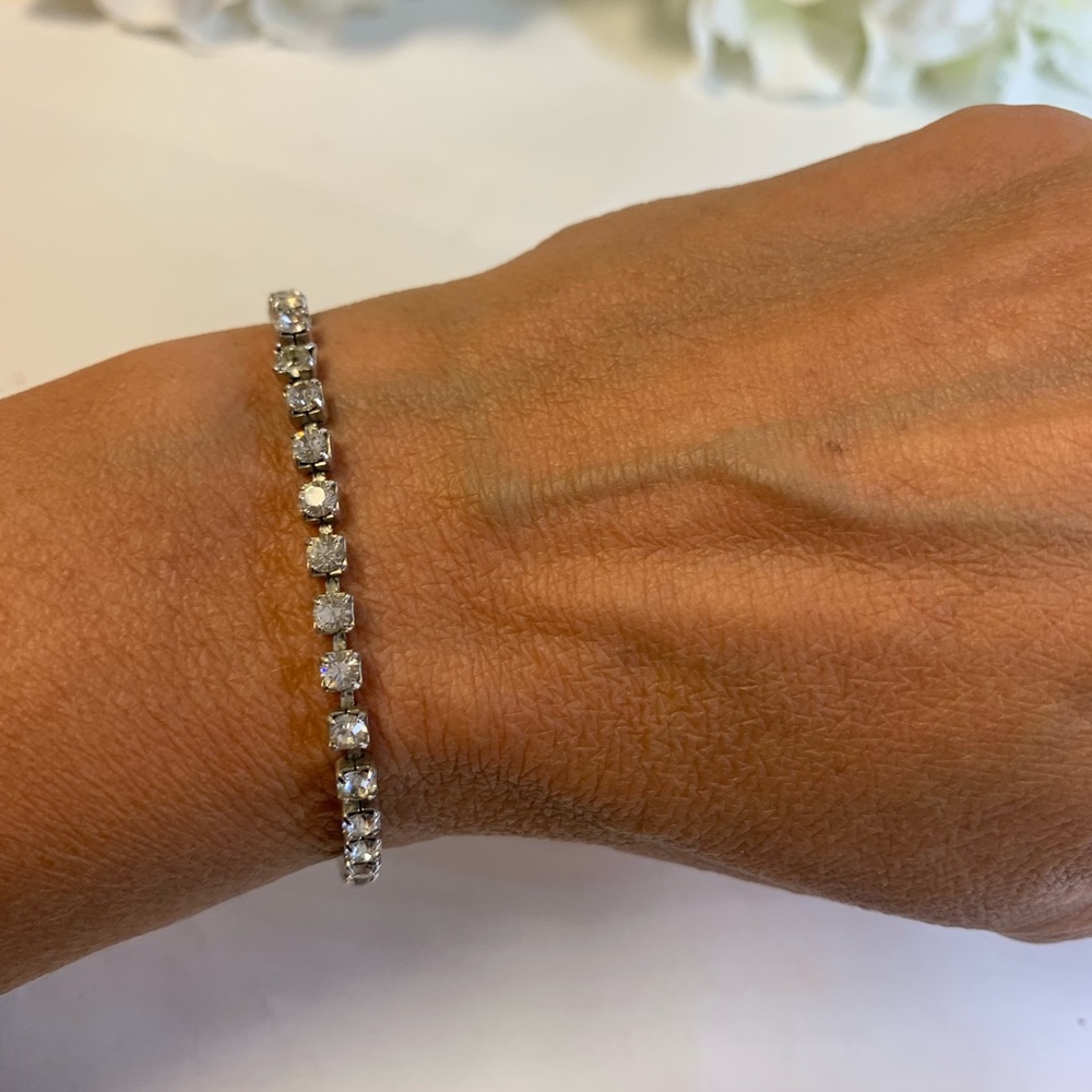 Diamanté Tennis Bracelet ❤️ Free with any Purchase - Picture 4 of 7